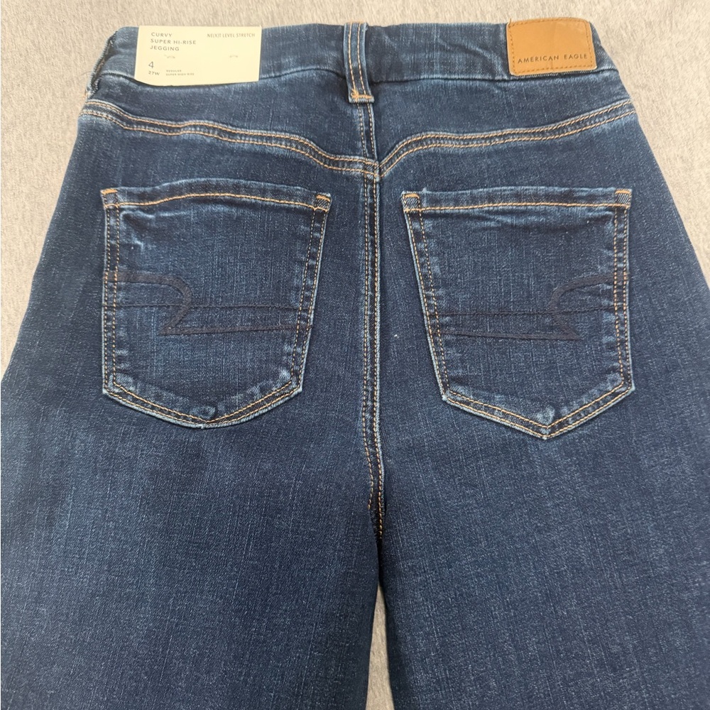 American Eagle Outfitters Women's Dark Blue High Rise Jeans